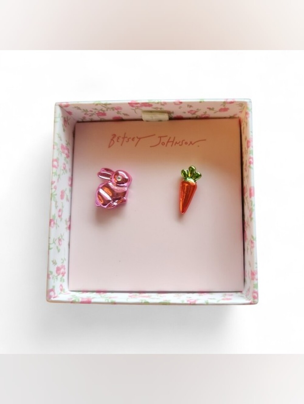 Betsey Johnson Shiny Pink Bunny and Orange Carrot Stud Earrings